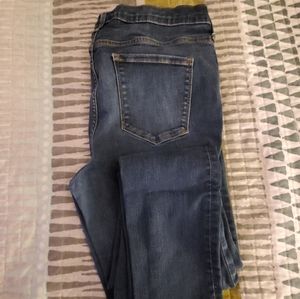 Gap True Skinny medium wash